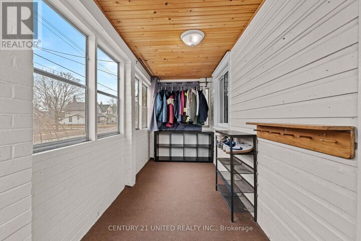 Photo de la propriété:  296 McGill Street  ON K9J 1W5 