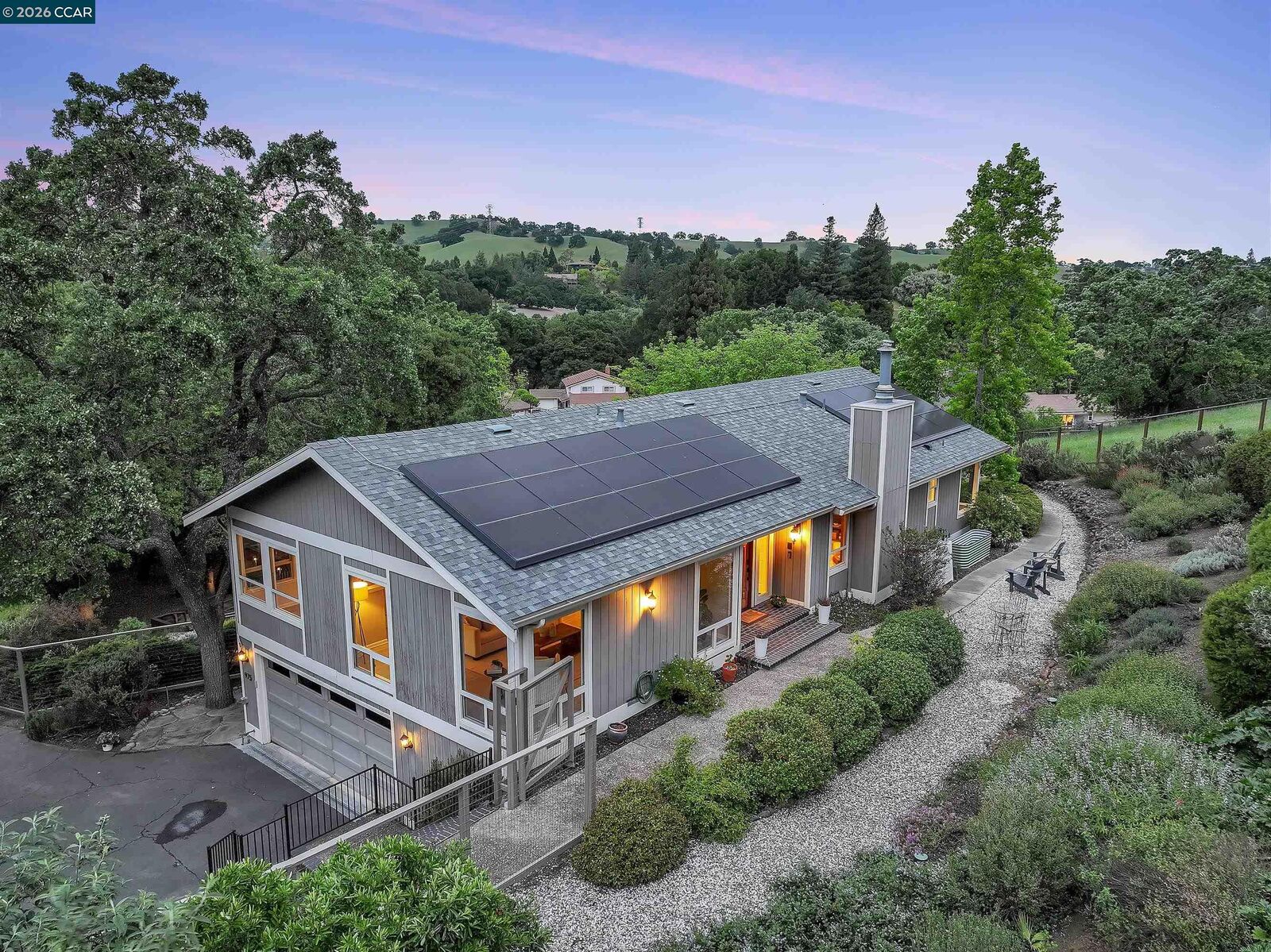 Property Photo:  975 Calle Verde  CA 94553 