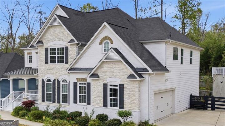 Property Photo: 6020 Bridge Brook Overlook GA 30028