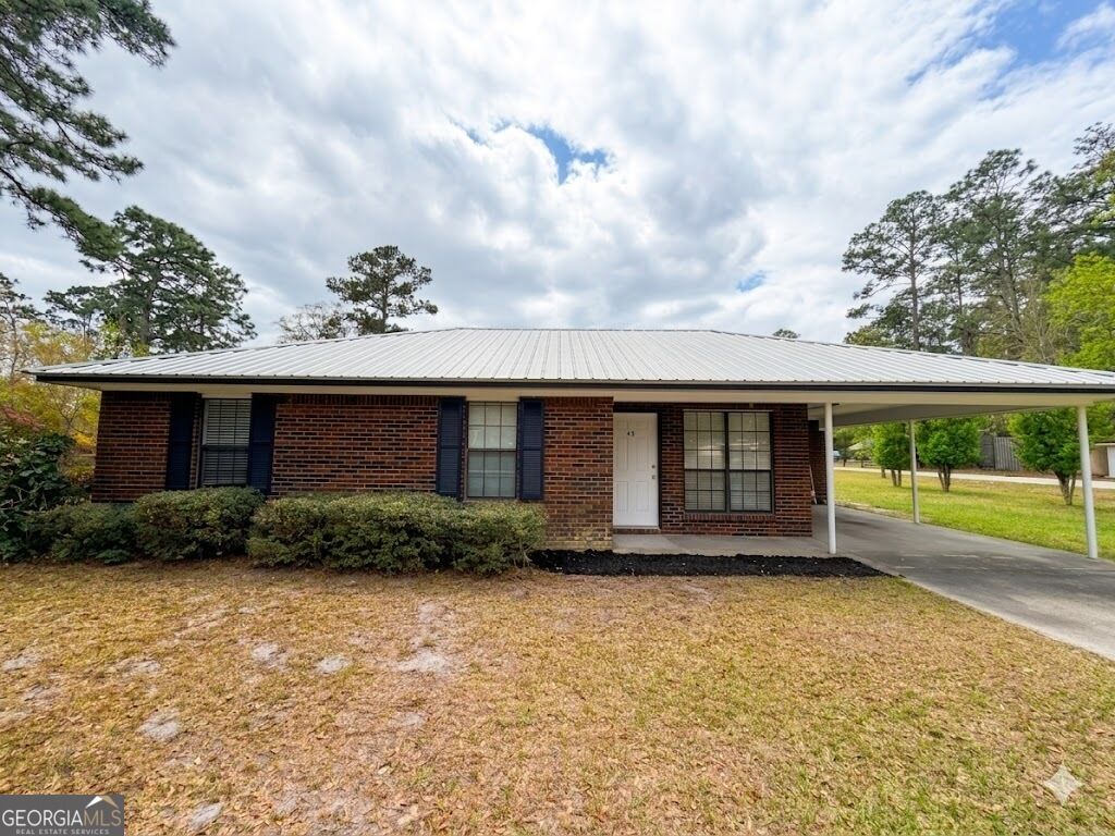 Property Photo:  45 Azalea Avenue  GA 31537 