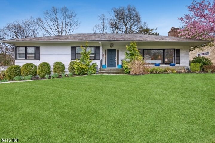 Property Photo:  101 Essex Rd  NJ 07901 