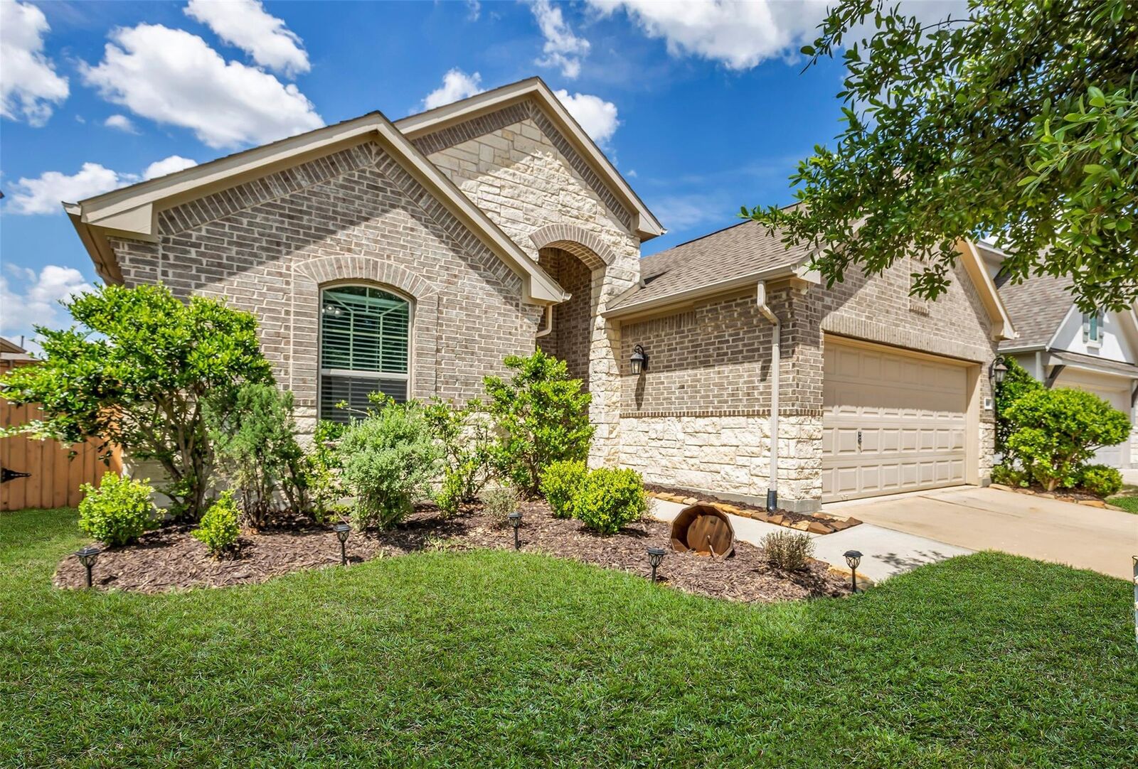 Property Photo:  3819 Robinson Bend Drive  TX 77386 
