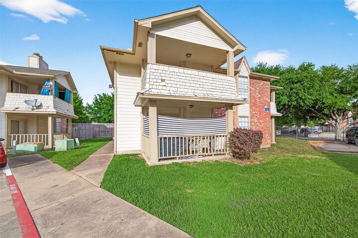 Property Photo:  11500 Meadow Lane 4  TX 77477 