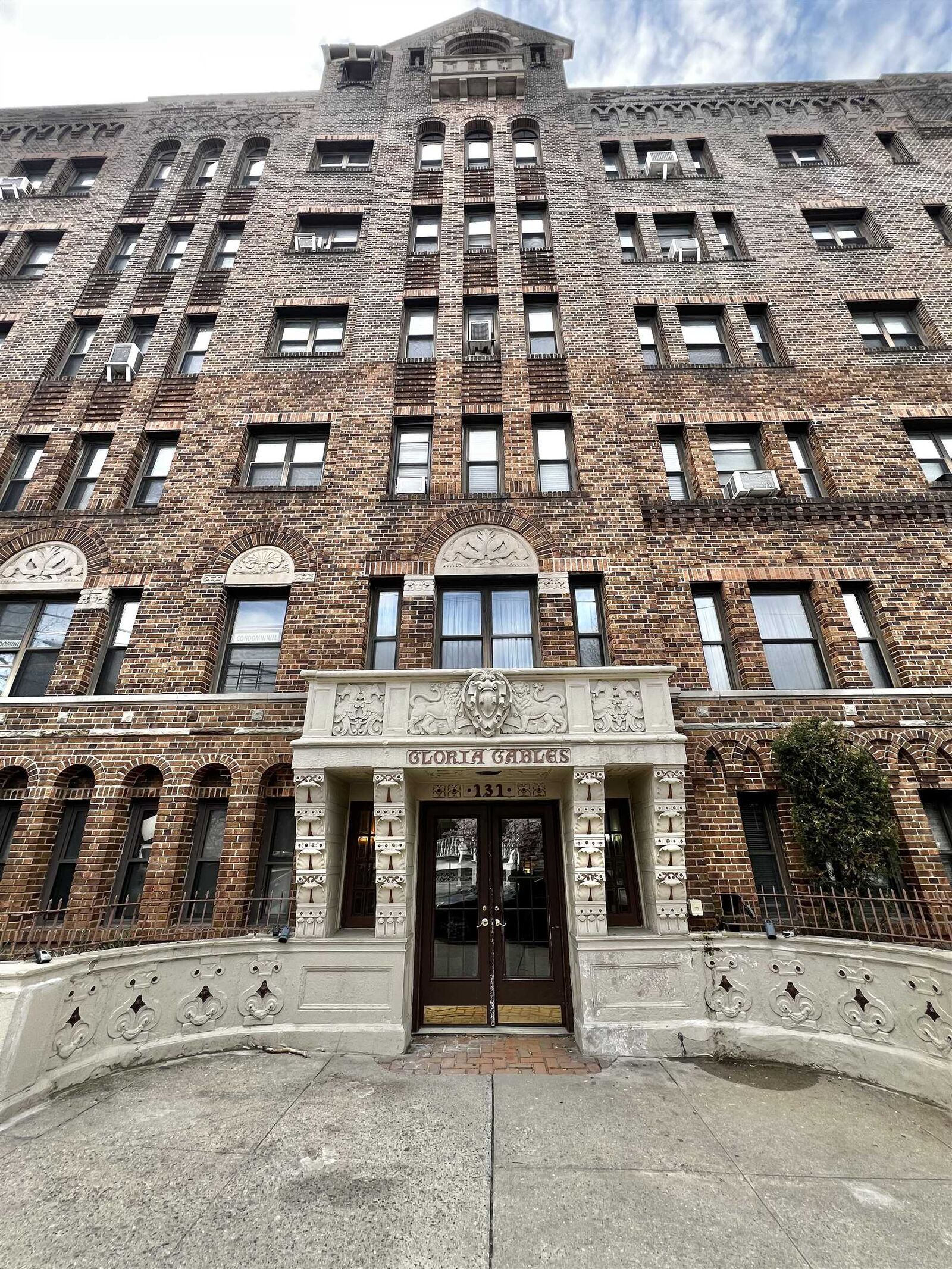 Property Photo: 131 Kensington Ave B7 NJ 07304