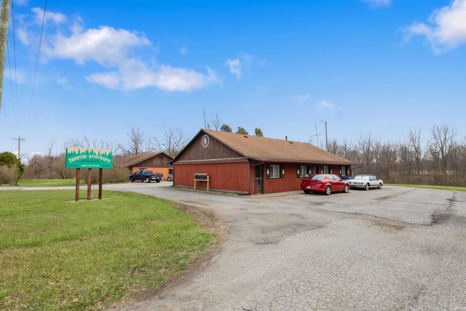 Property Photo: 4865 W US 30 Highway IN 46725-8100