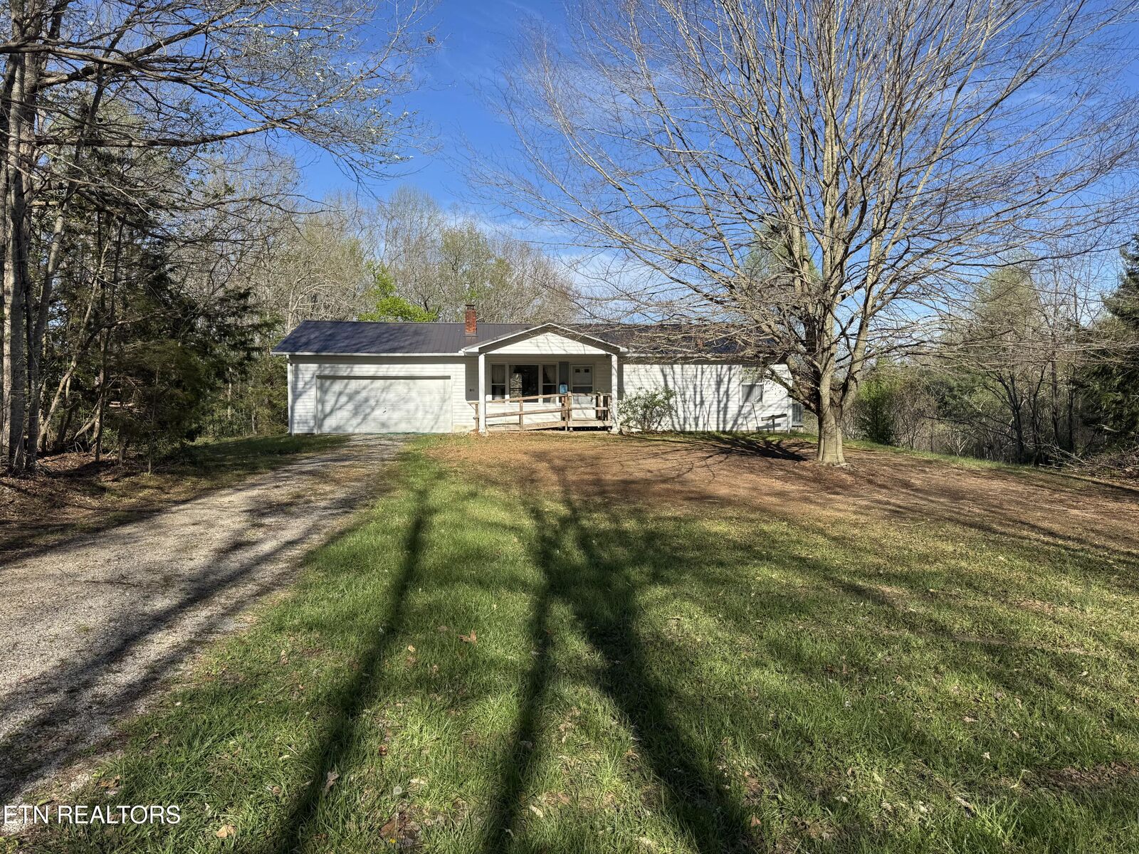 Property Photo:  211 Black Oak Rd  TN 37841 