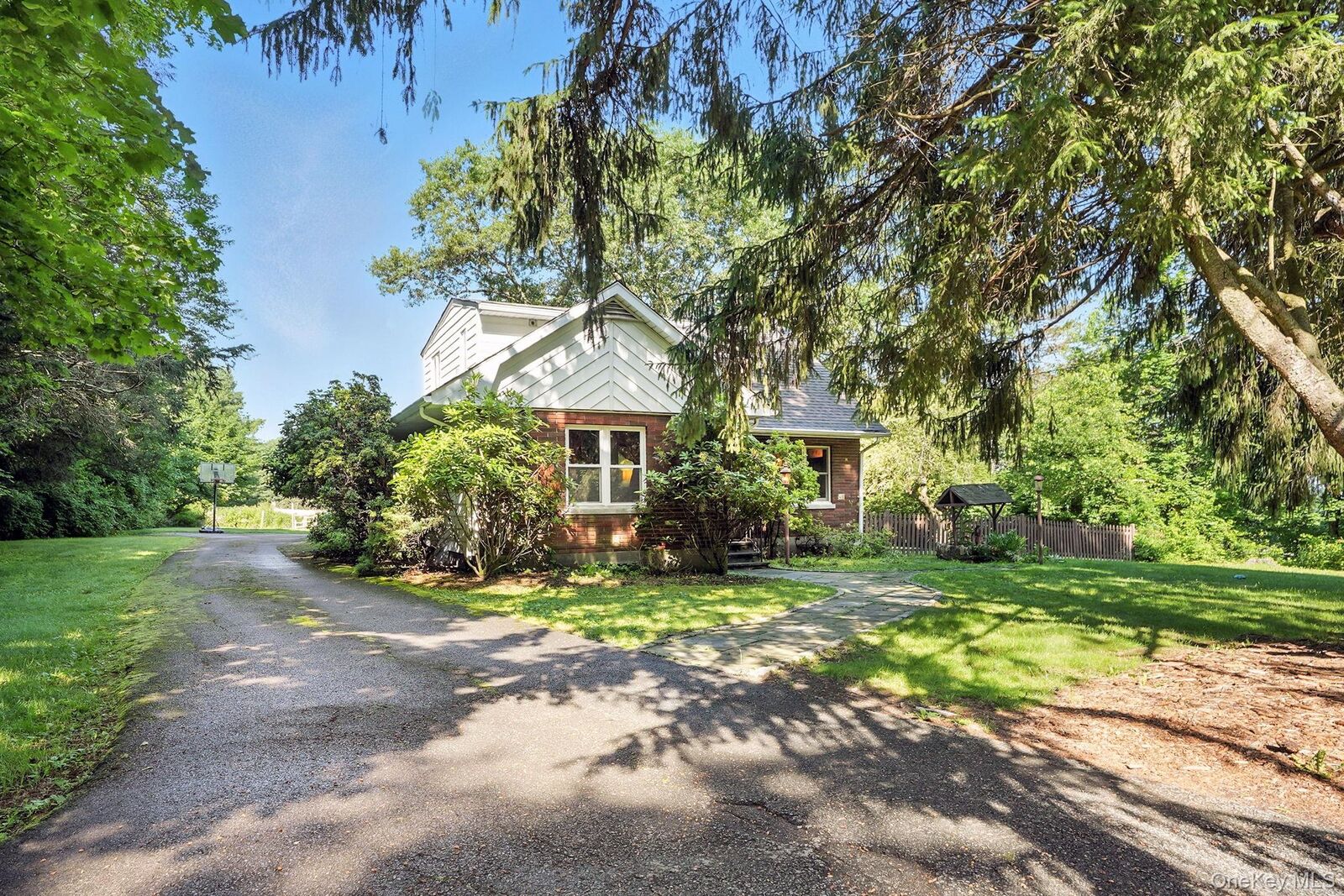 Property Photo:  28 Moseman Avenue  NY 10536 
