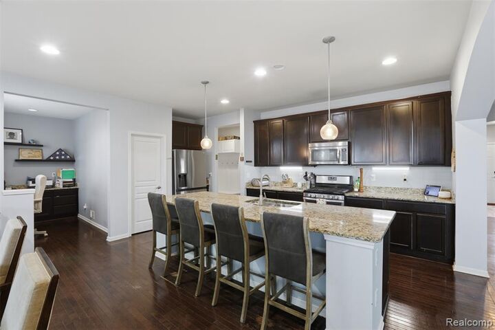 Property Photo:  49378 Camarosa Lane  MI 48044 1157 