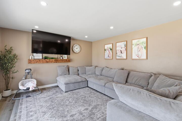 Property Photo: 919 N Stanford St WI 53074