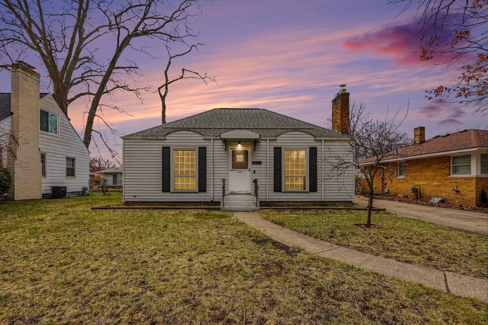 Property Photo:  1415 Randolph Avenue  MI 49441 