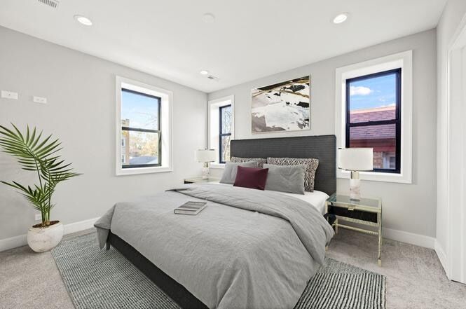 Property Photo: 6223 N Albany Avenue C IL 60659