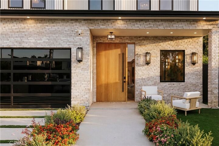 Property Photo:  4273 Murietta Avenue  CA 91423 