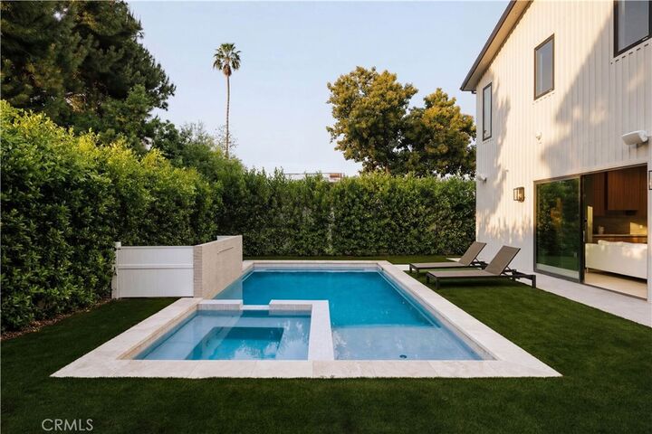 Property Photo: 4273 Murietta Avenue CA 91423