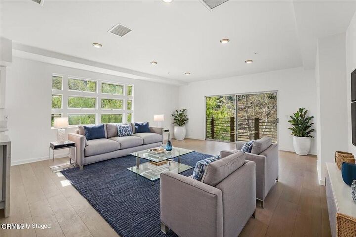 Property Photo:  1944 Seminole Drive  CA 91301 