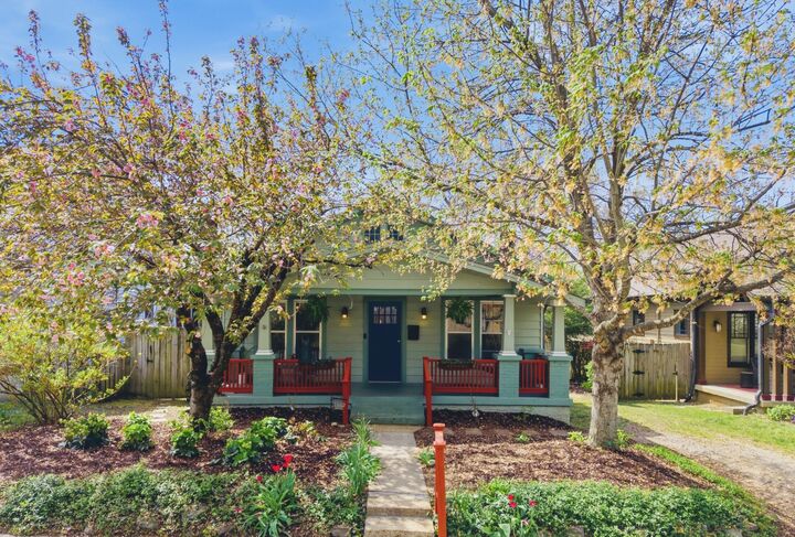 Property Photo:  1602 Long Ave  TN 37206 