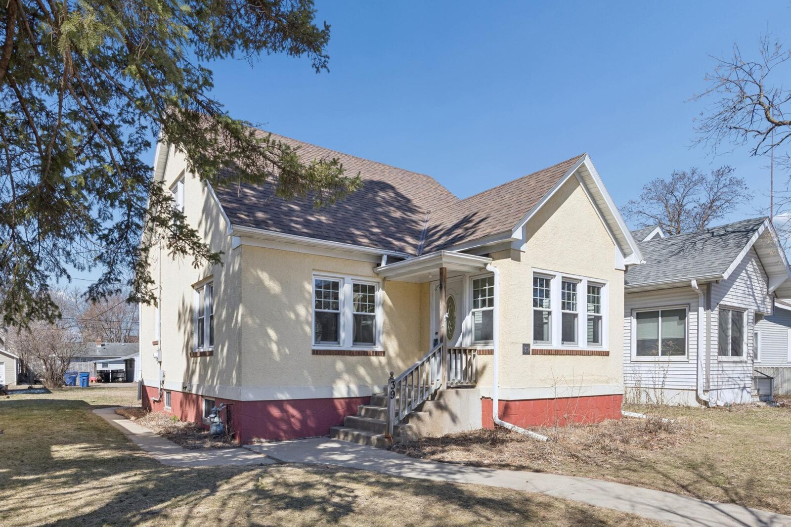 Property Photo: 39 McKinley Place N MN 56303