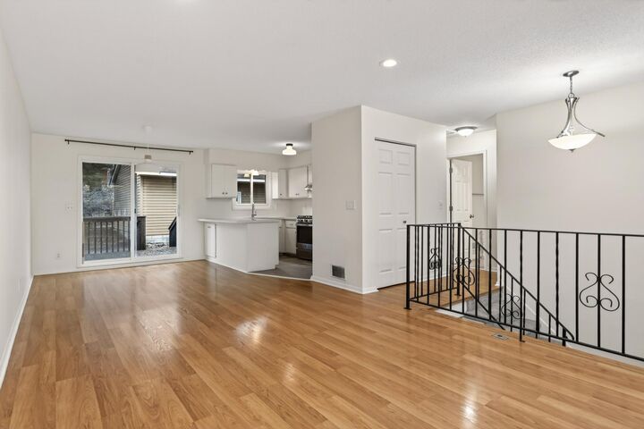 Property Photo:  866 Wheeler Street N  MN 55104 