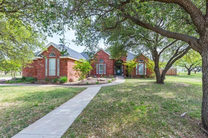 Property Photo: 7809 Saddle Creek Road TX 79602