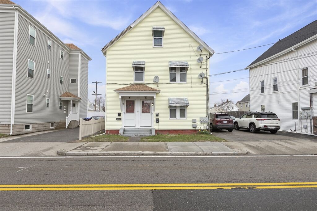Property Photo:  400 Benefit St  RI 02861 