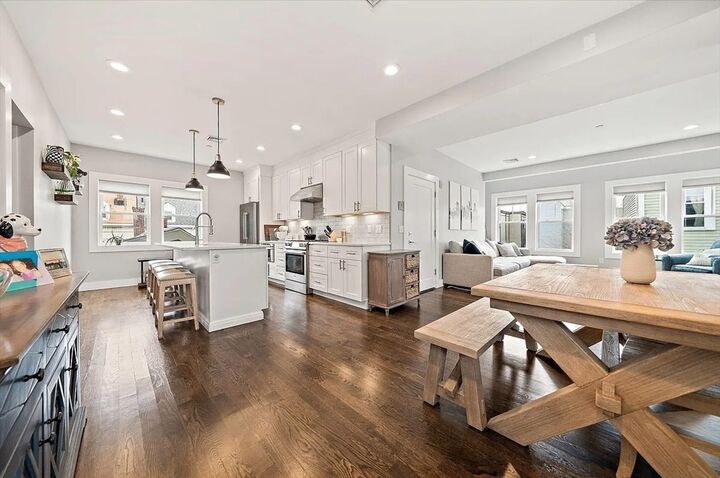 Property Photo:  230 Bowen Street 2  MA 02127 