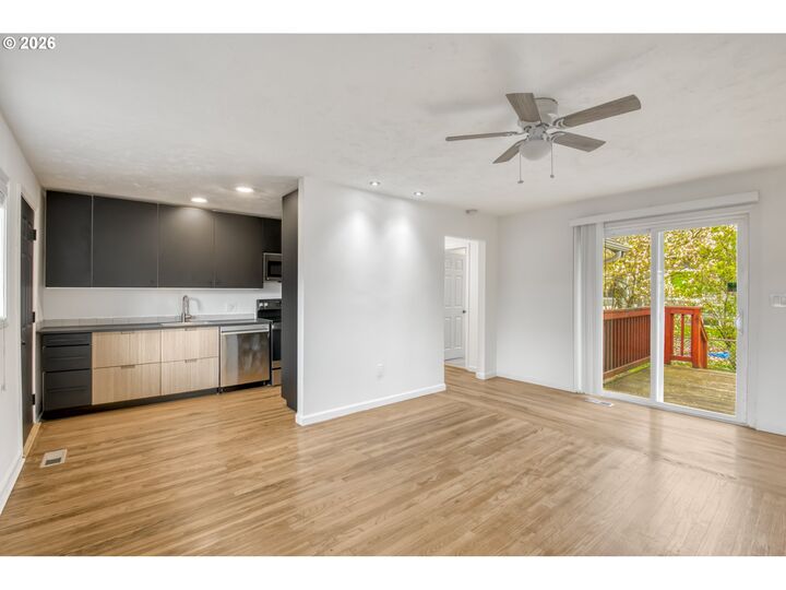 Property Photo:  6706 SE 69th Ave  OR 97206 