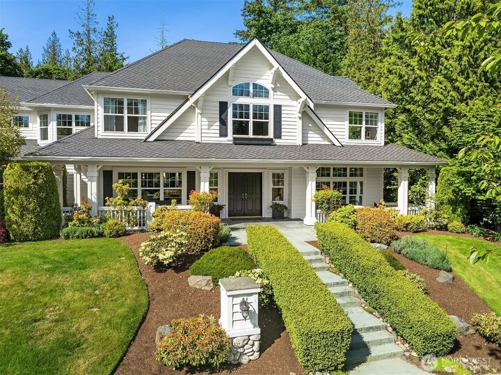 Property Photo:  29002 NE 3rd Way  WA 98014 