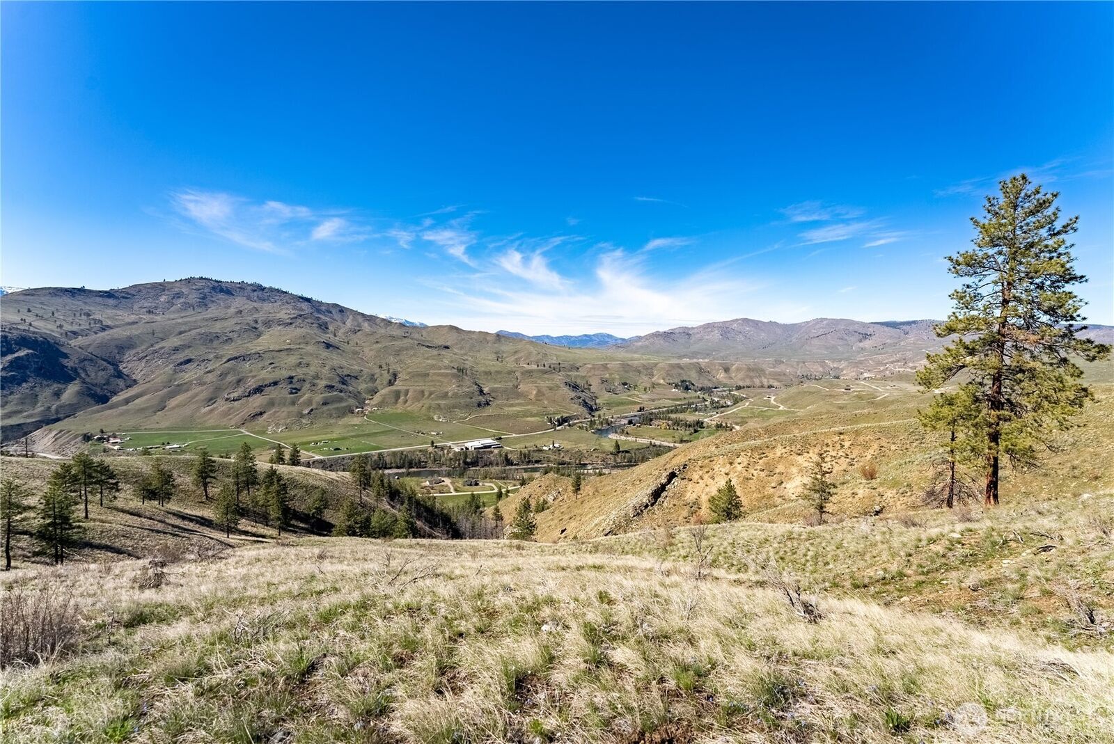 Property Photo: 78 Lariat Loop WA 98834
