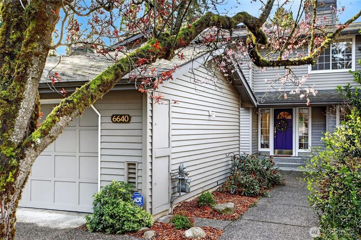 Property Photo:  6640  114th Avenue SE  WA 98006 