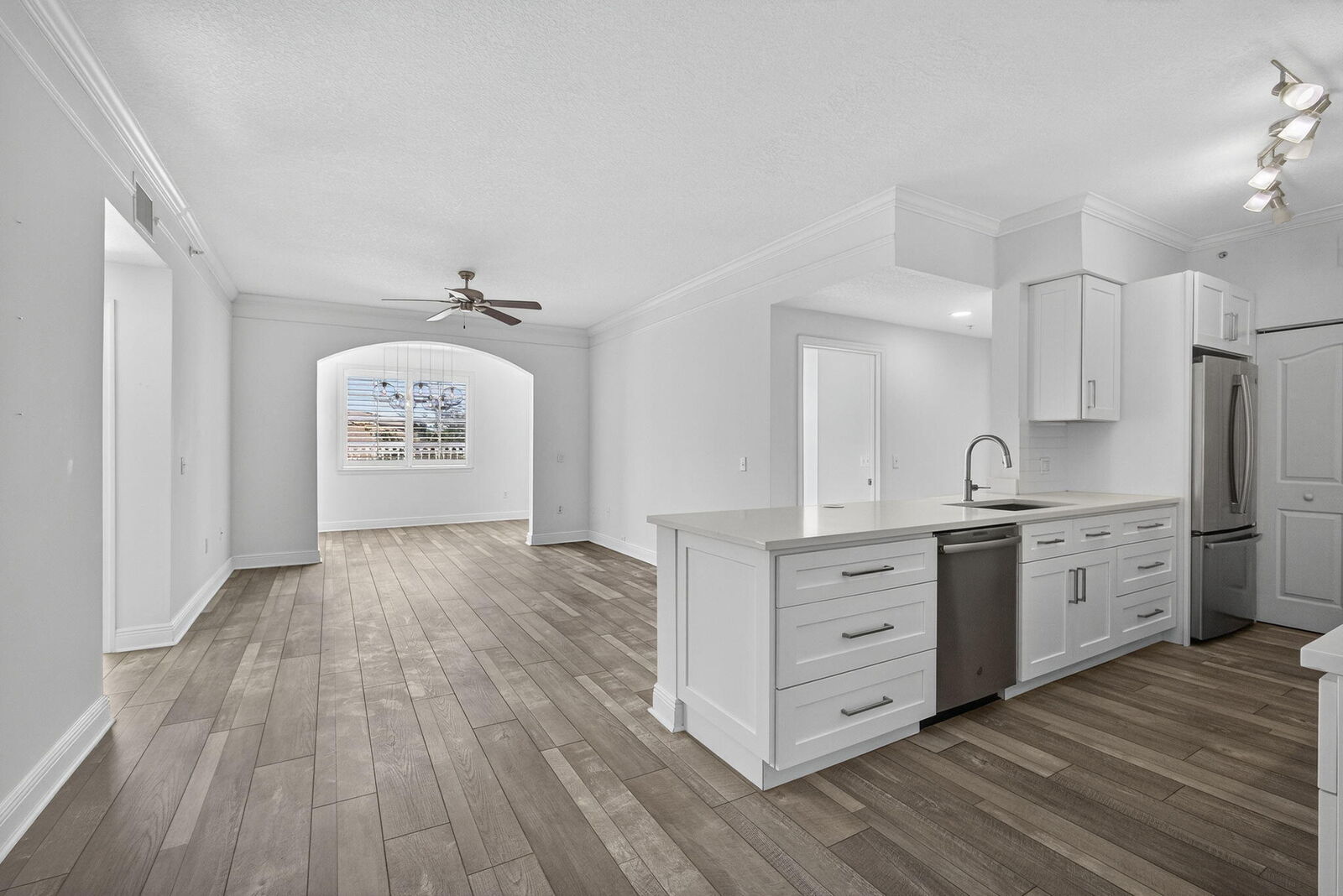 Property Photo:  5301 Myrtlewood Circle E  FL 33418 