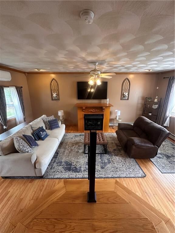 Property Photo:  33 Teakwood Drive W  RI 02816 