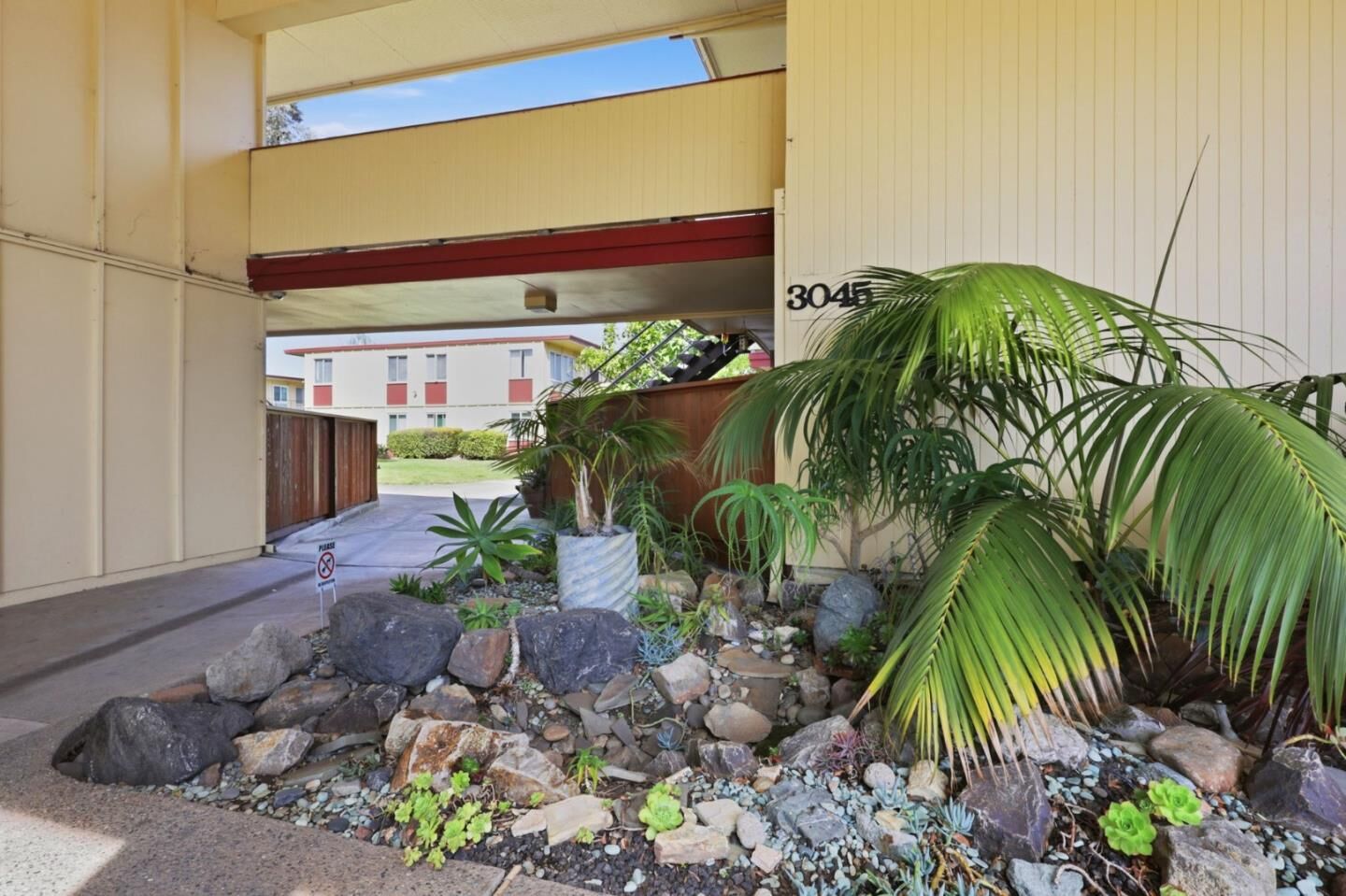 Property Photo: 3045 Los Prados Street 217 CA 94403