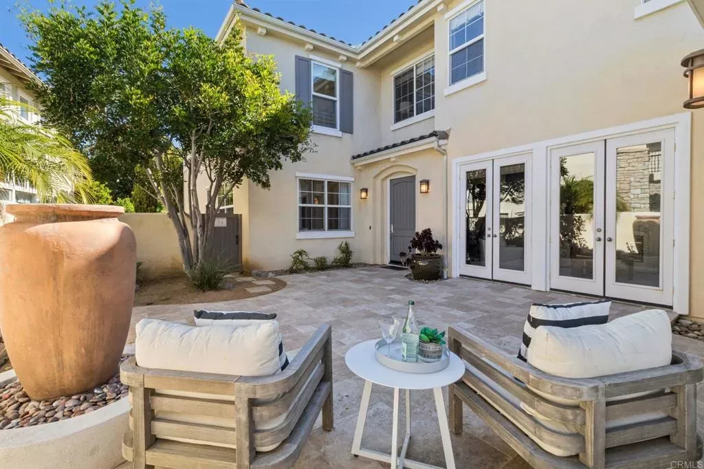 Property Photo:  5492 Coach Ln  CA 92130 