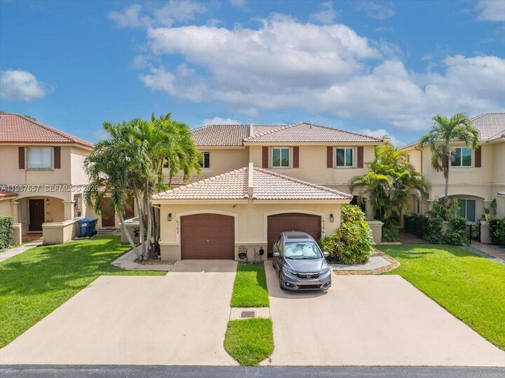 Property Photo:  16382 SW 75th St  FL 33193 