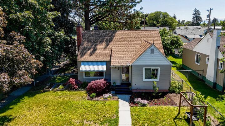 Property Photo:  4828 N Wall St  WA 99205 