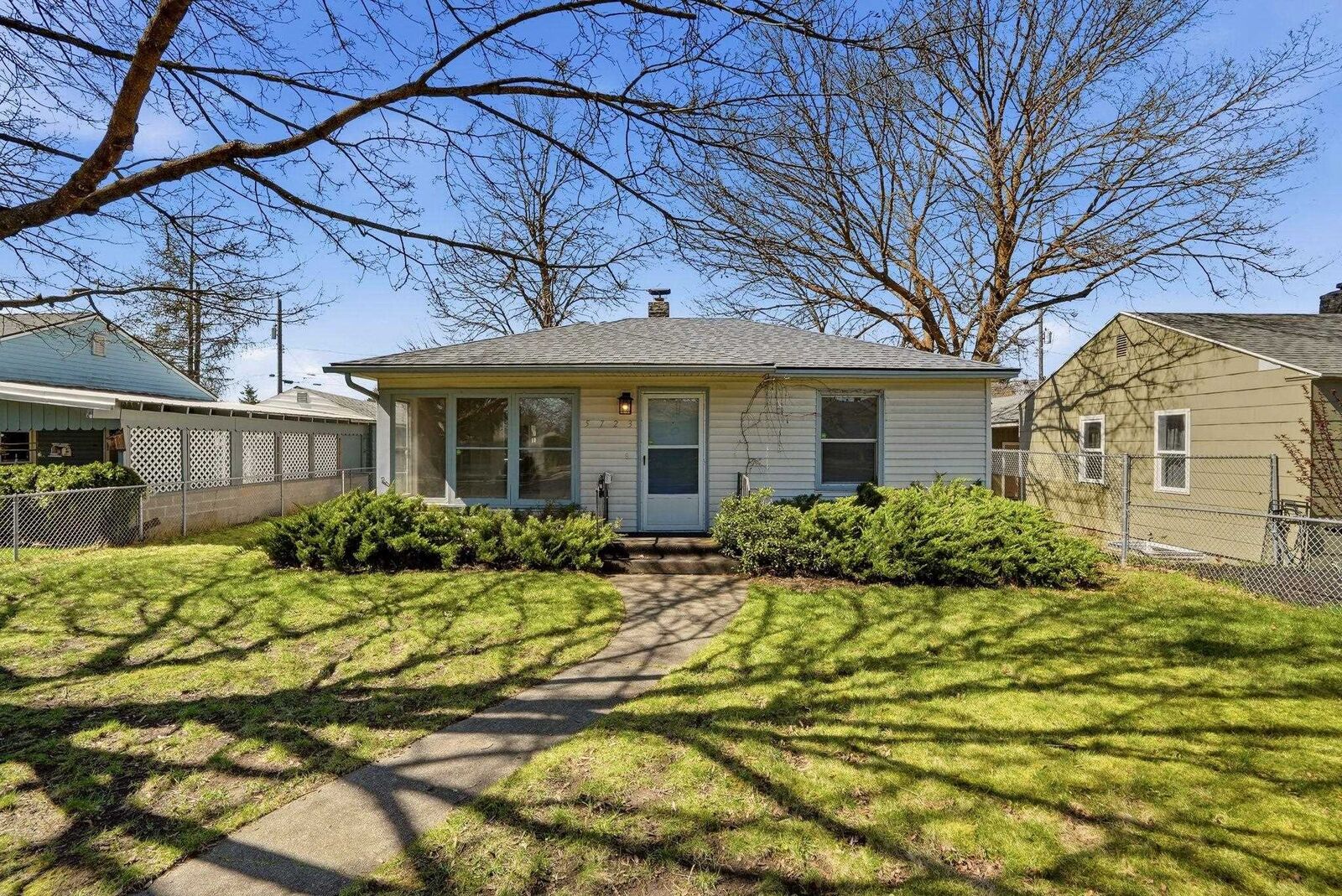 Property Photo:  5723 N Cannon St  WA 99205 