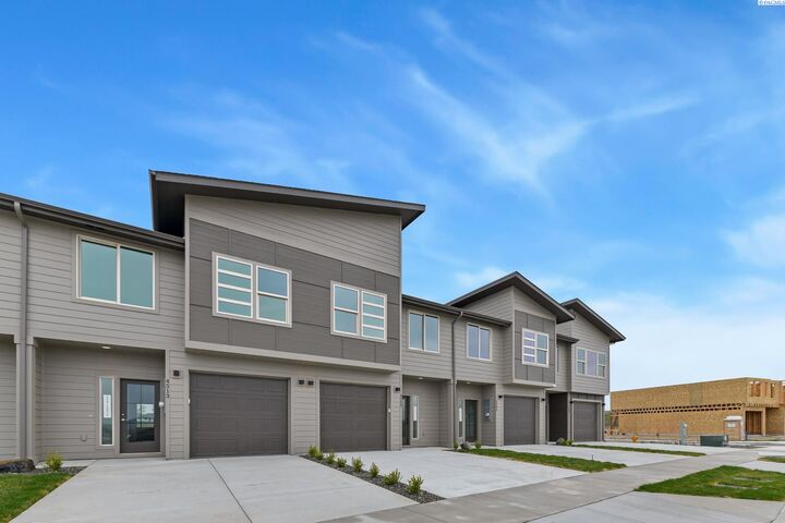 Property Photo:  4513 Road 114  WA 99301 