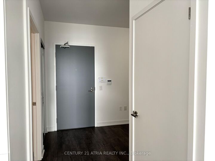 Photo de la propriété:  50 O'Neill Road 805  ON M3C 0R1 