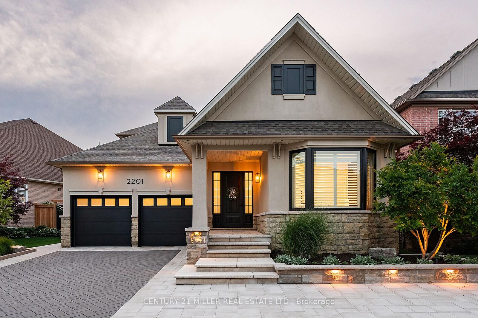 Photo de la propriété:  2201 Rochester Circle  ON L6M 5E3 