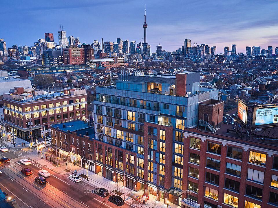 Photo de la propriété:  555 College Street 601  ON M4G 0B1 