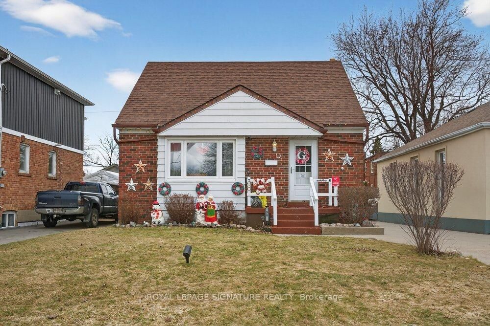 Property Photo: 36 Ainsdale Road ON M1R 3Y8