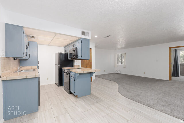 Property Photo:  860 S Village Rd A6  UT 84770 