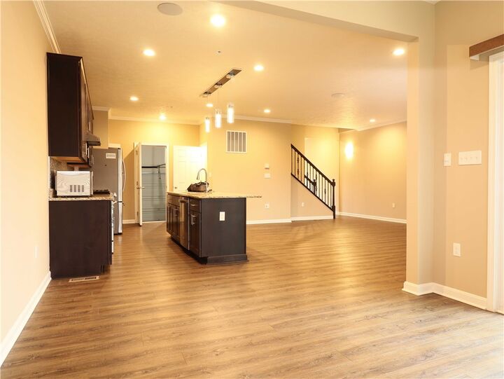 Property Photo: 605 Alessia Ct PA 15108