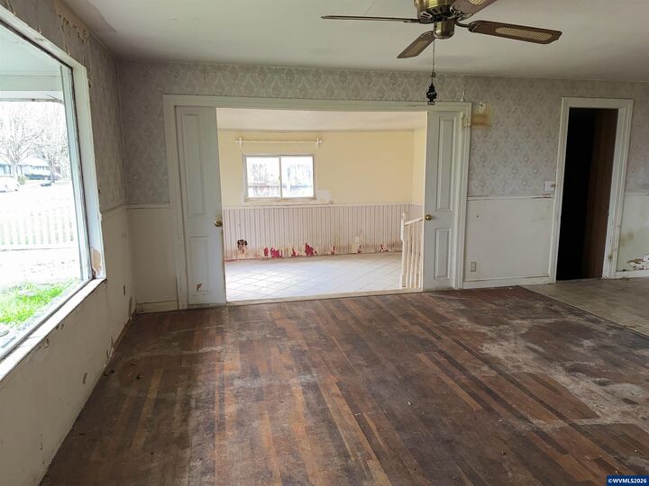 Property Photo:  3320 Glendale Av NE  OR 97301 