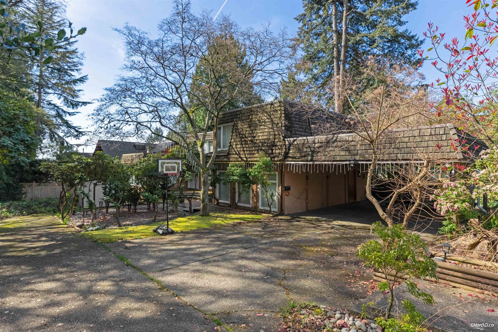 Property Photo: 1366 Kings Avenue BC V7T 2C6
