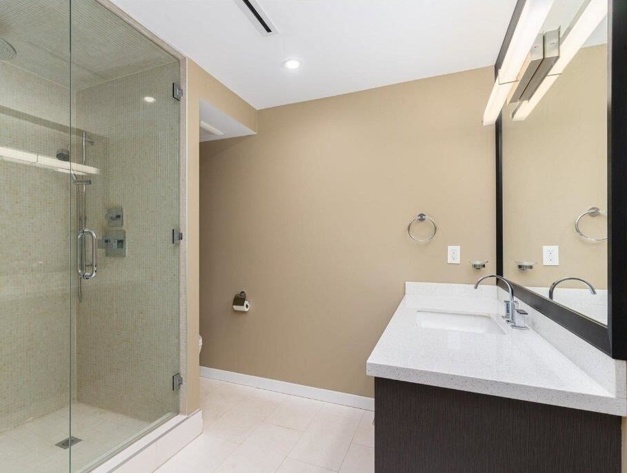 Property Photo:  5xxx Maple Street 1/2 Basement  BC V6M 3V2 