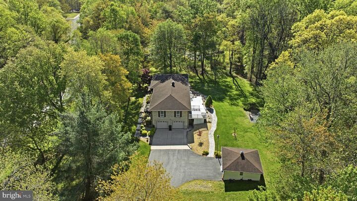 Property Photo:  4465 Camelot Drive  MD 20675 