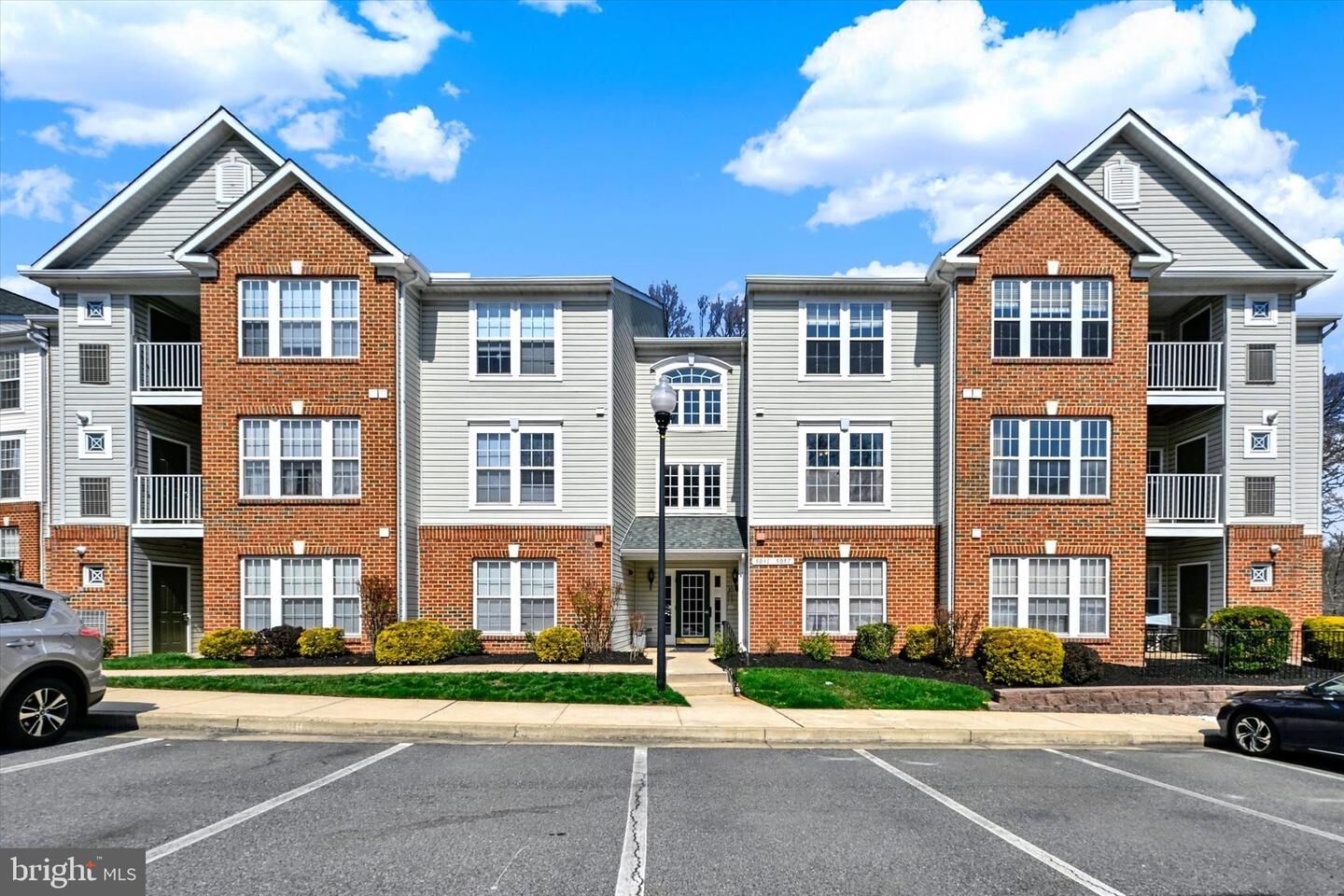 Property Photo: 5047 Marchwood Court 6H MD 21128