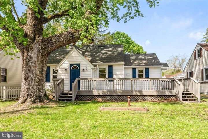 Property Photo:  306 Atlantic Avenue  MD 21804 