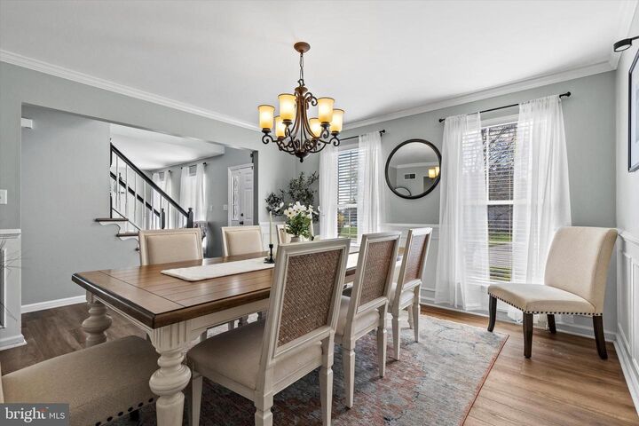 Property Photo:  