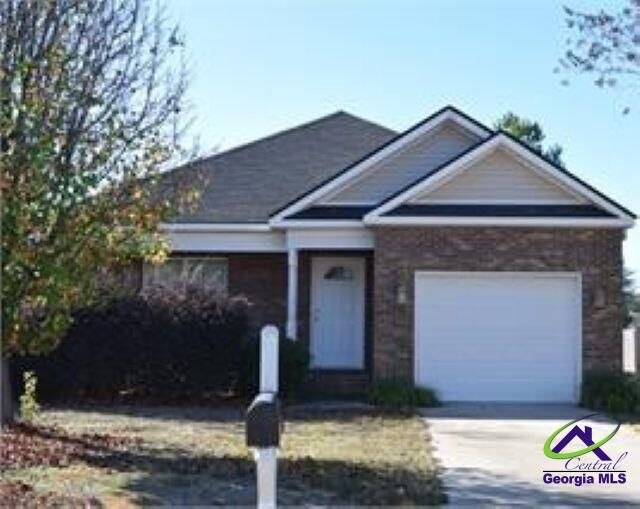 Property Photo:  124 Maryjay  GA 31088 